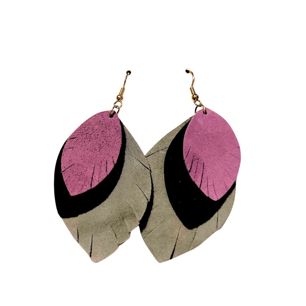 Elegant violet, gray and black 
 Feather Earrings